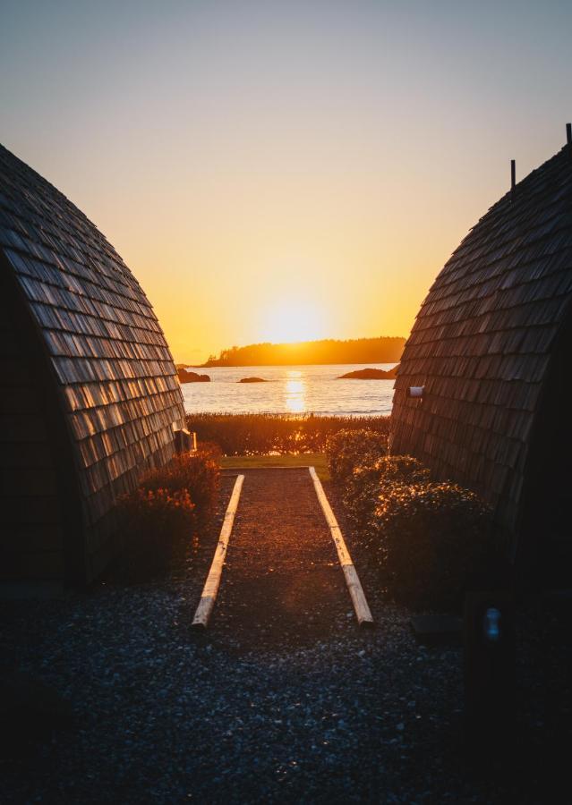 Ocean Village Resort Tofino Bagian luar foto